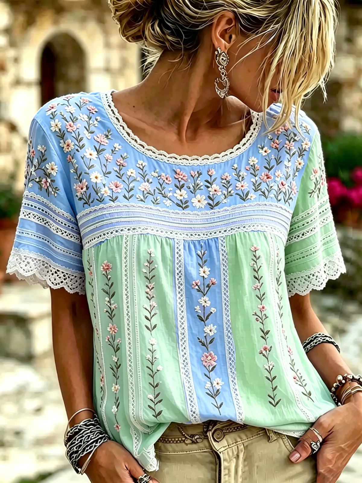 Women's Small Floral And Lace Art Splicing Comfortable Cotton Linen Casual Round Neck Short Sleeve Top