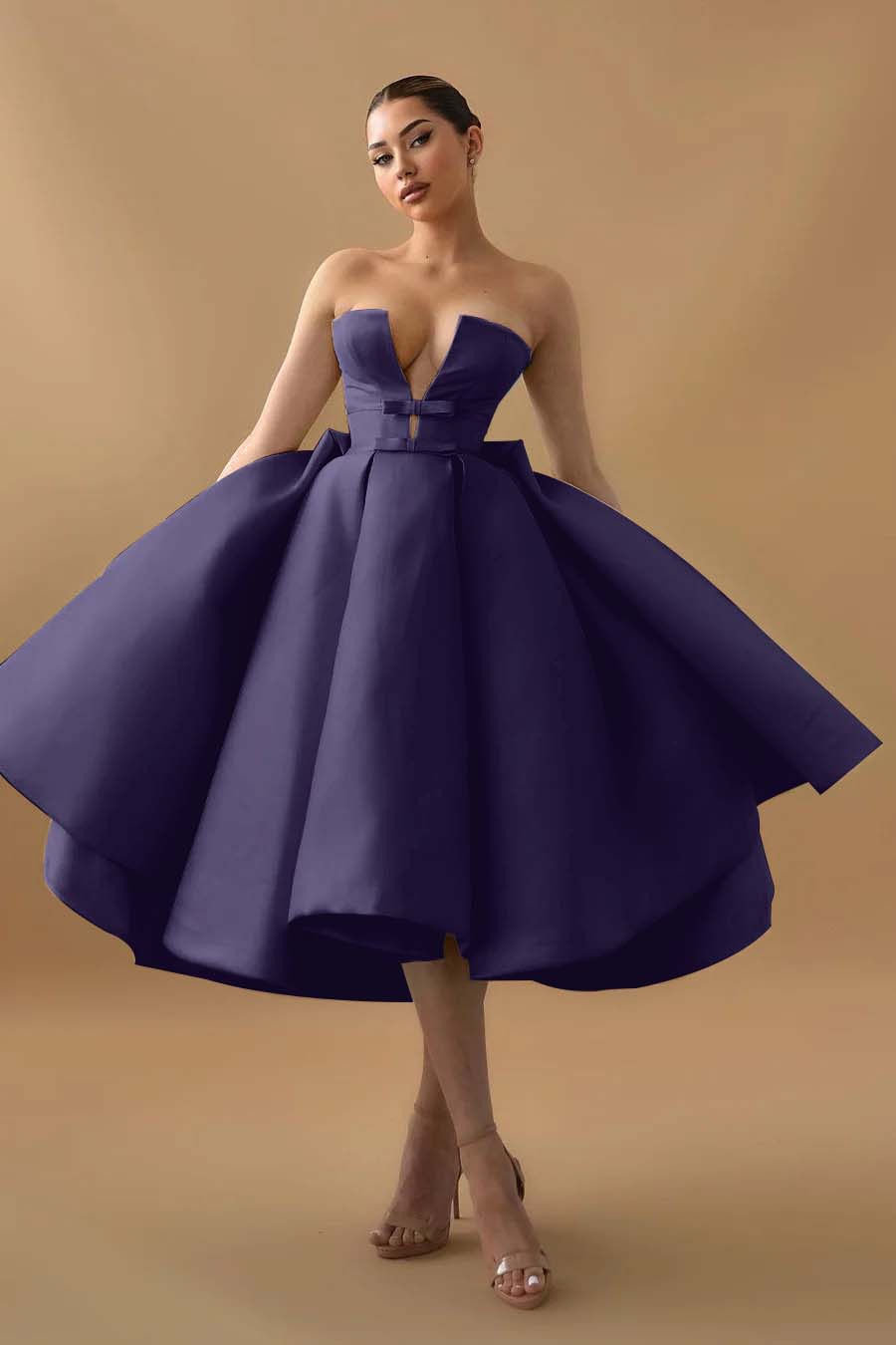 Cocoslly Chic Deep V Neck Strapless Sleeveless A-Line Homecoming Dress With Ruffles And Bow-knot | Mint Green Satin HC0078