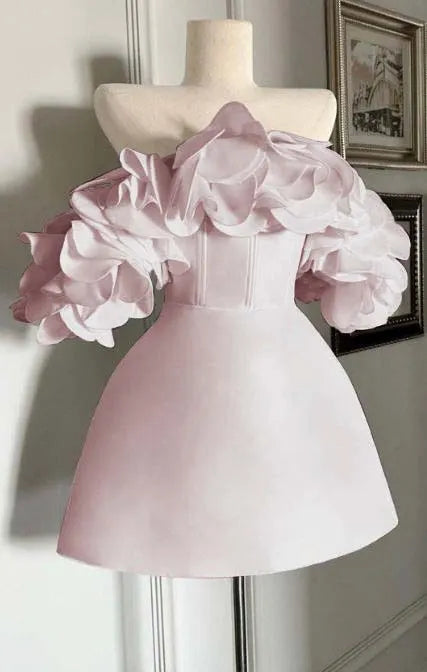 Off the Shoulder Sleeveless Short Homecoming Dress With Ruffles HC0153