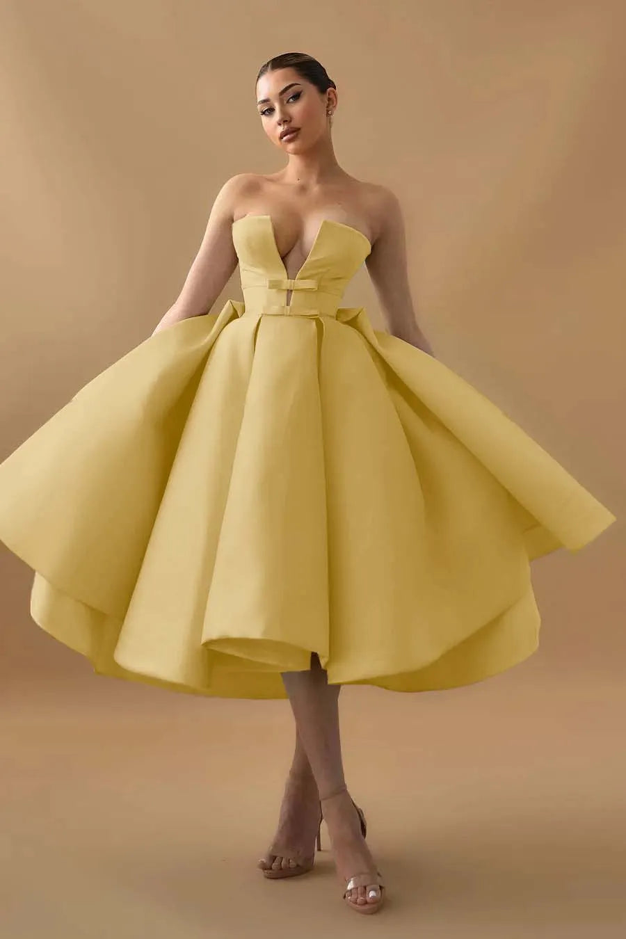 Cocoslly Chic Deep V Neck Strapless Sleeveless A-Line Homecoming Dress With Ruffles And Bow-knot | Mint Green Satin HC0078