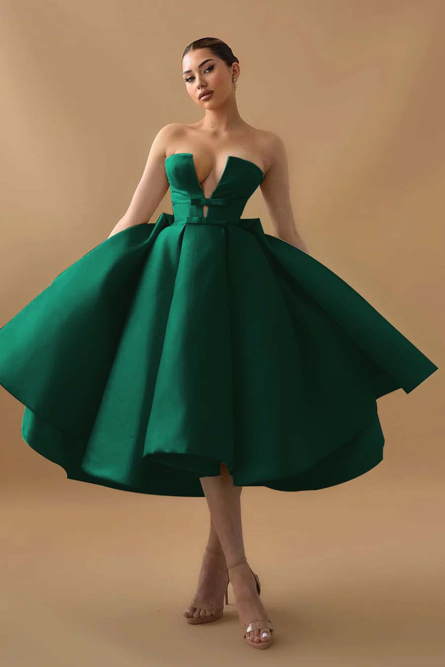 Cocoslly Chic Deep V Neck Strapless Sleeveless A-Line Homecoming Dress With Ruffles And Bow-knot | Mint Green Satin HC0078