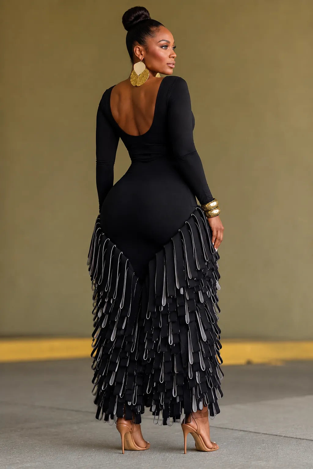 Long Sleeve U‐Neck Layered Fringe Maxi Dress