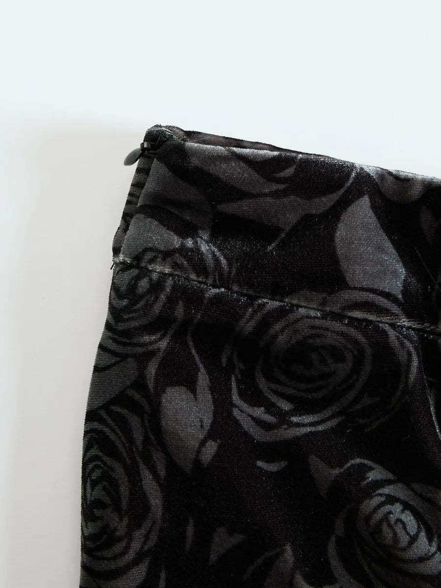 Black Rose Print A-line Velvet Skirt