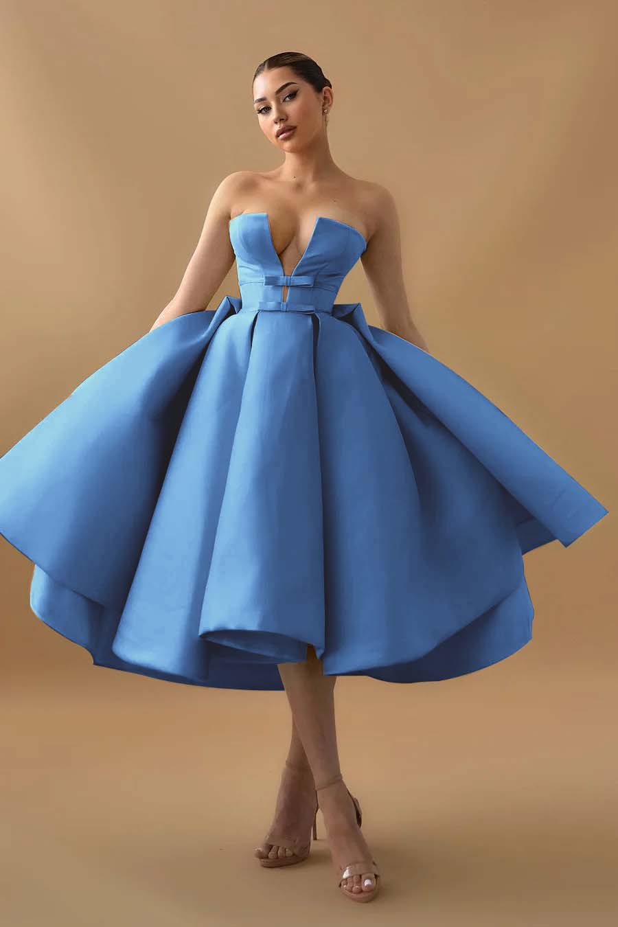 Cocoslly Chic Deep V Neck Strapless Sleeveless A-Line Homecoming Dress With Ruffles And Bow-knot | Mint Green Satin HC0078