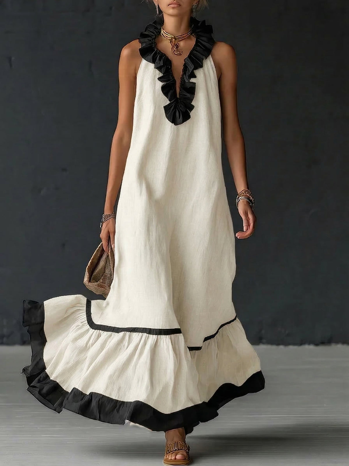 Elegant And Romantic Ruffled Color-blocked Maxi Dress
