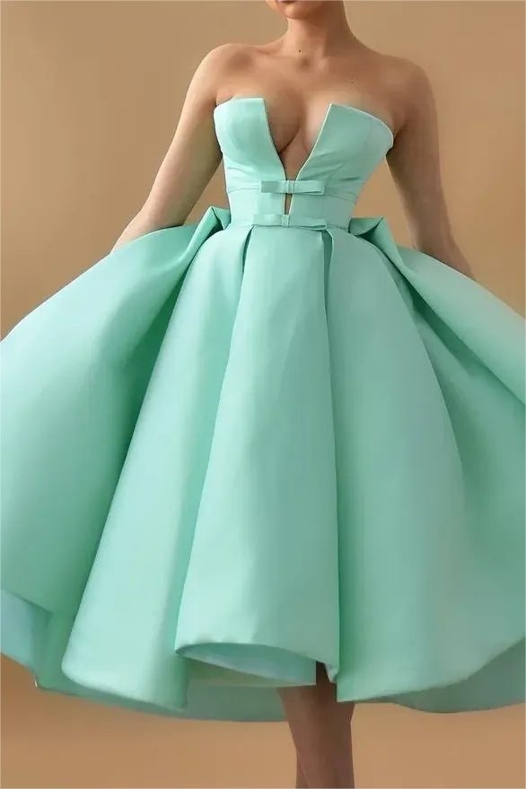 Cocoslly Chic Deep V Neck Strapless Sleeveless A-Line Homecoming Dress With Ruffles And Bow-knot | Mint Green Satin HC0078