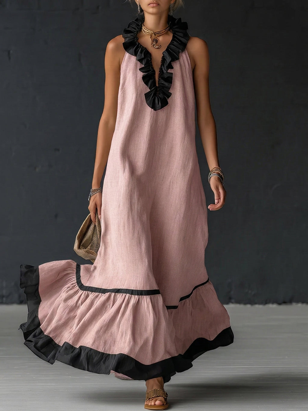 Elegant And Romantic Ruffled Color-blocked Maxi Dress