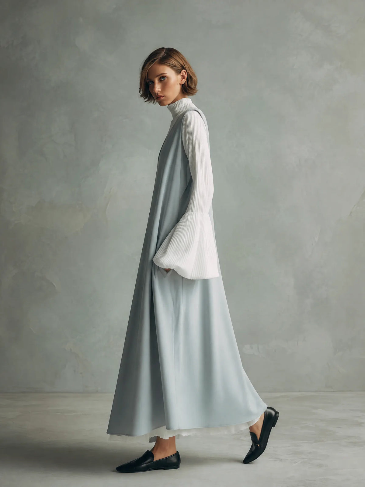 Sleeveless V-Neck Maxi Dress With Layered Turtleneck Top Set